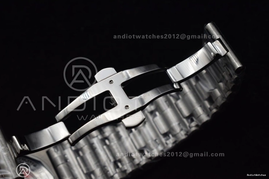 Best 586 Black Bracelet A 44mm BLSF Edition SS on Dial B01 Sustainable SS 1:1 Chronomat 0121